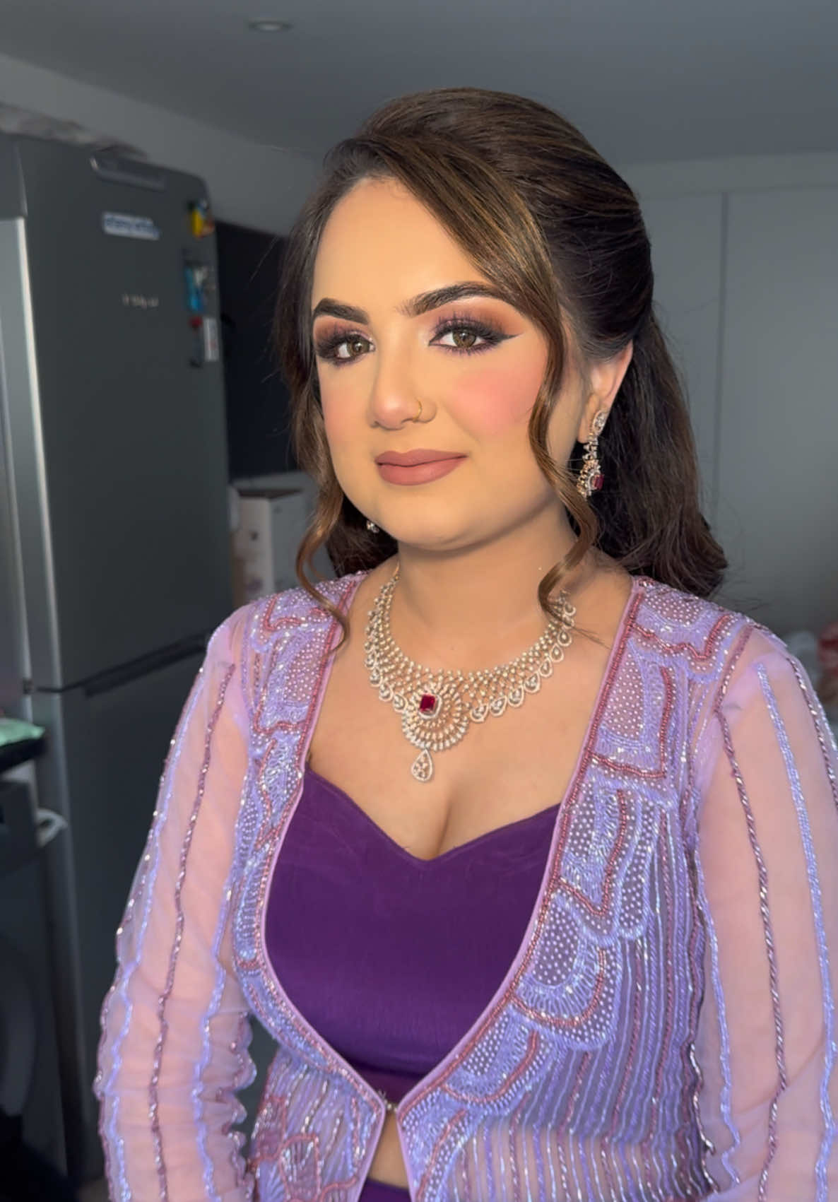 @makeoverbyavneet