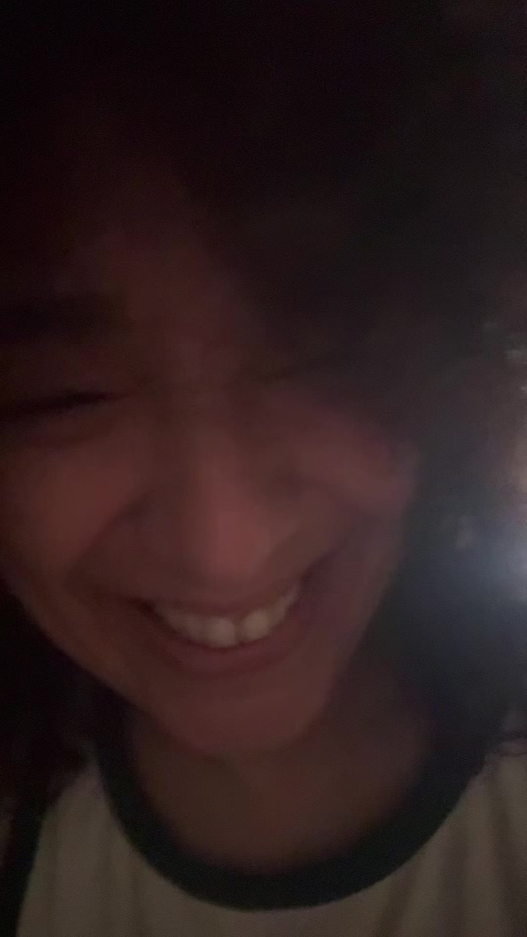 @Zzvro