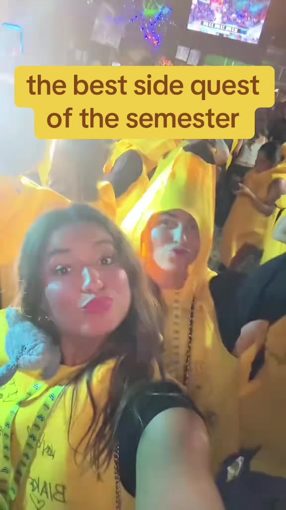 @The Banana Bar Crawl 🍌