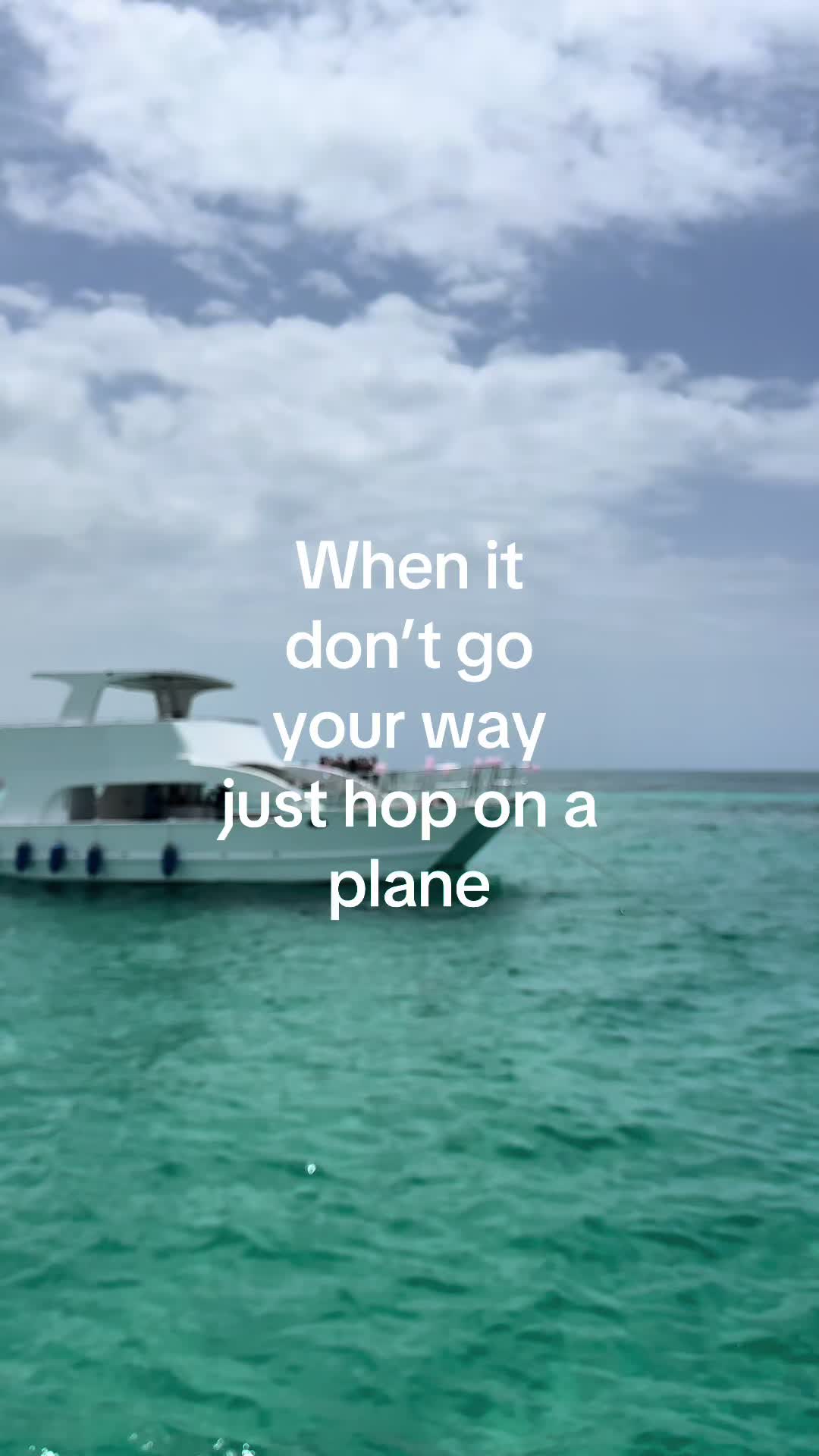 @Your traveling friend ✈️