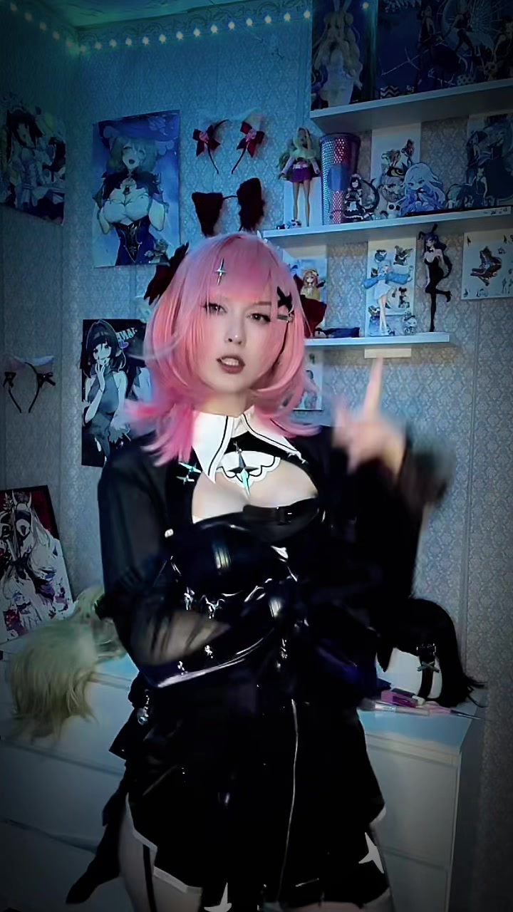 @Мышка жена 🐭