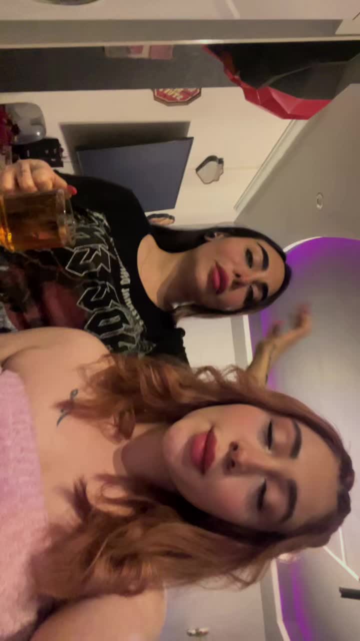 @melikazangene