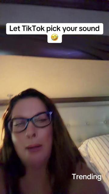 @Somebodys fine ass gma