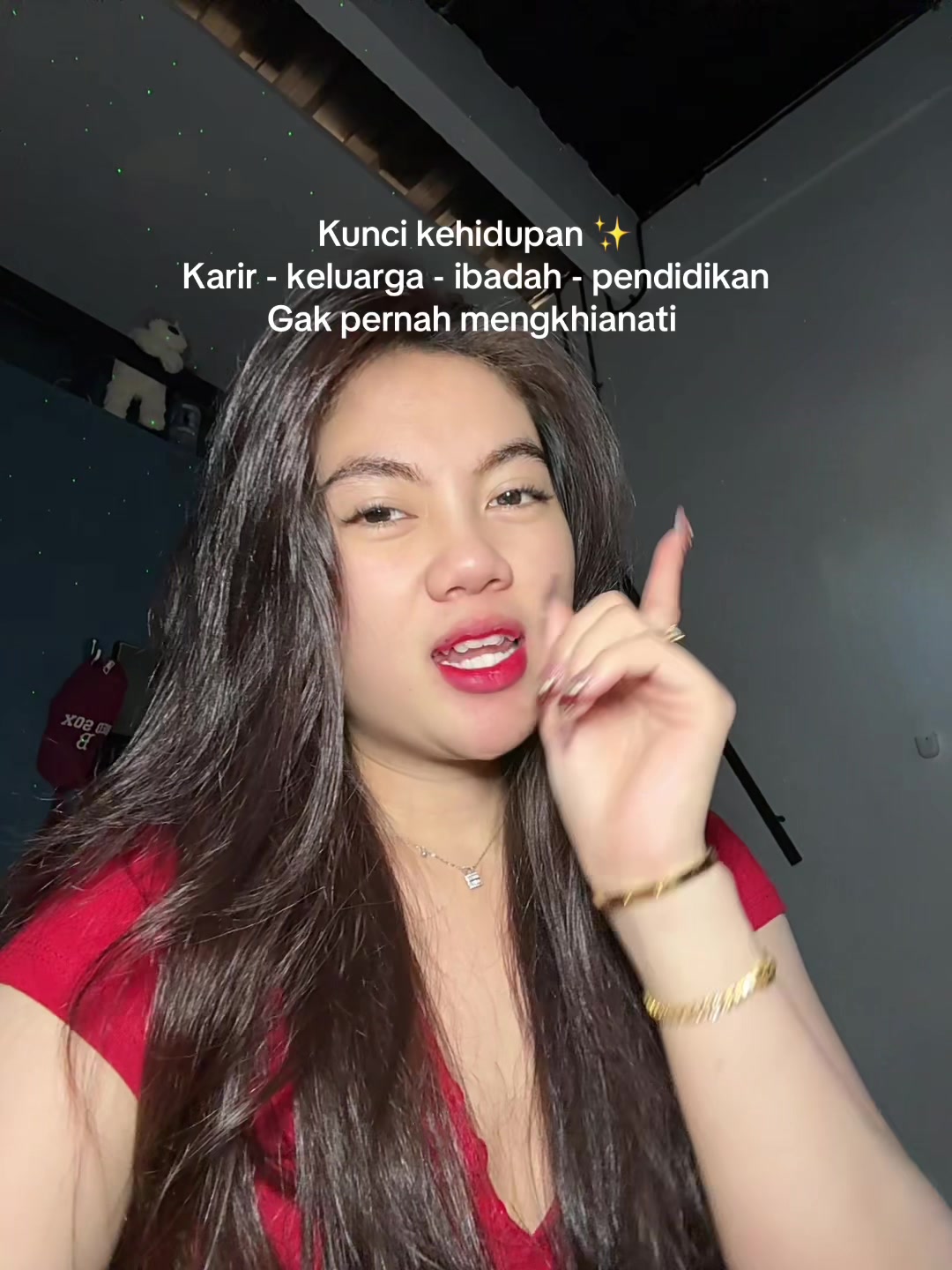 @AGNESSTANIA