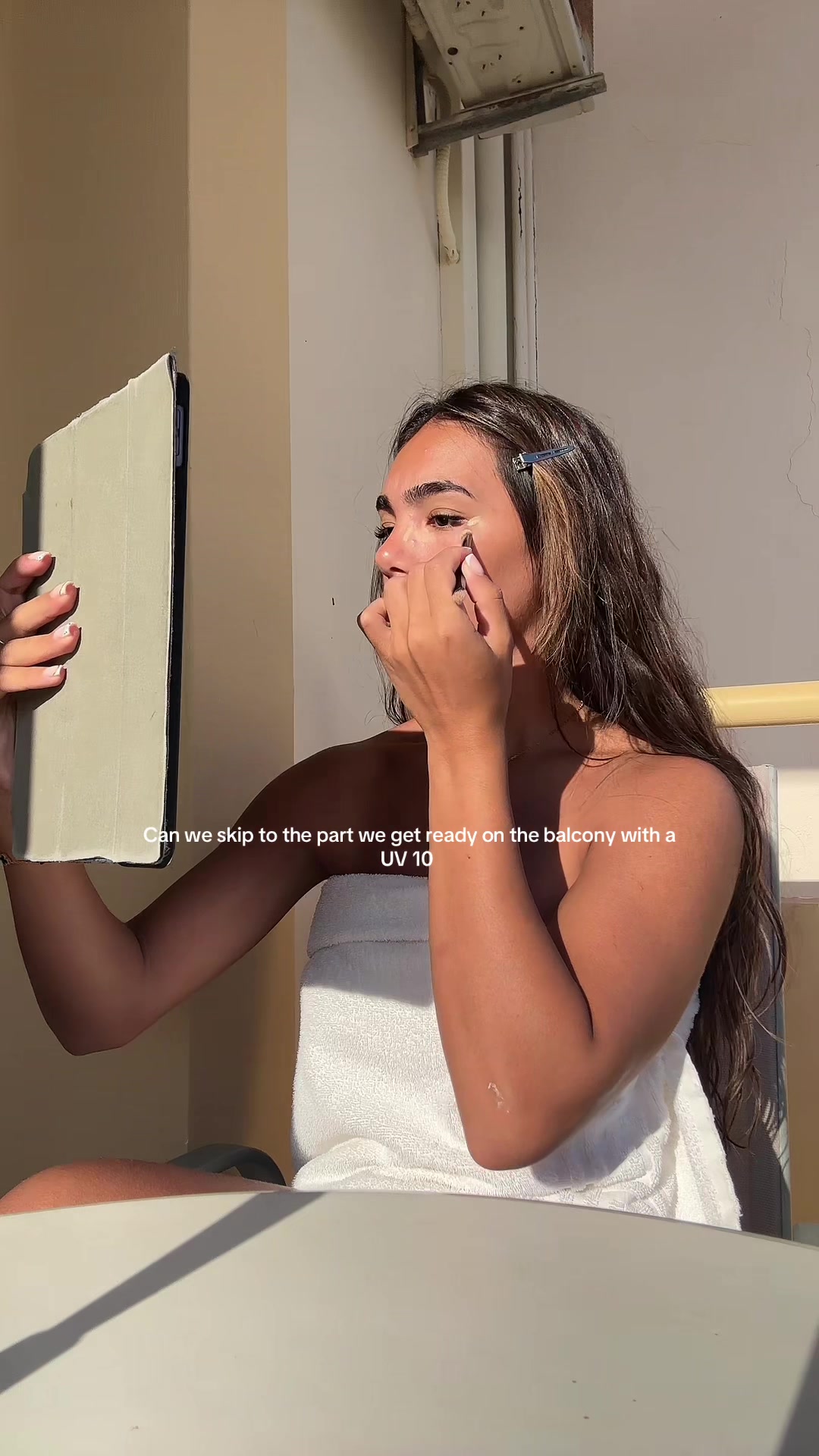@ellishakarim_
