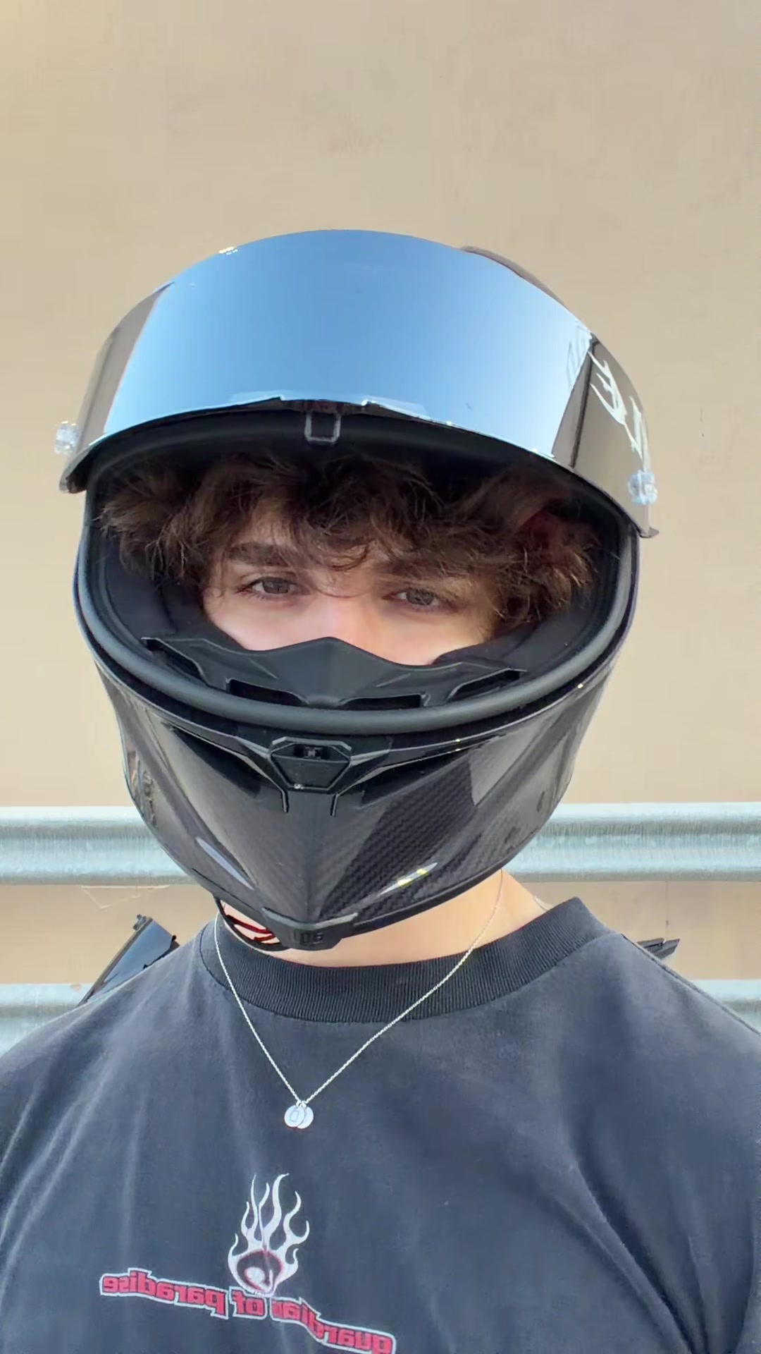 @shakymoto