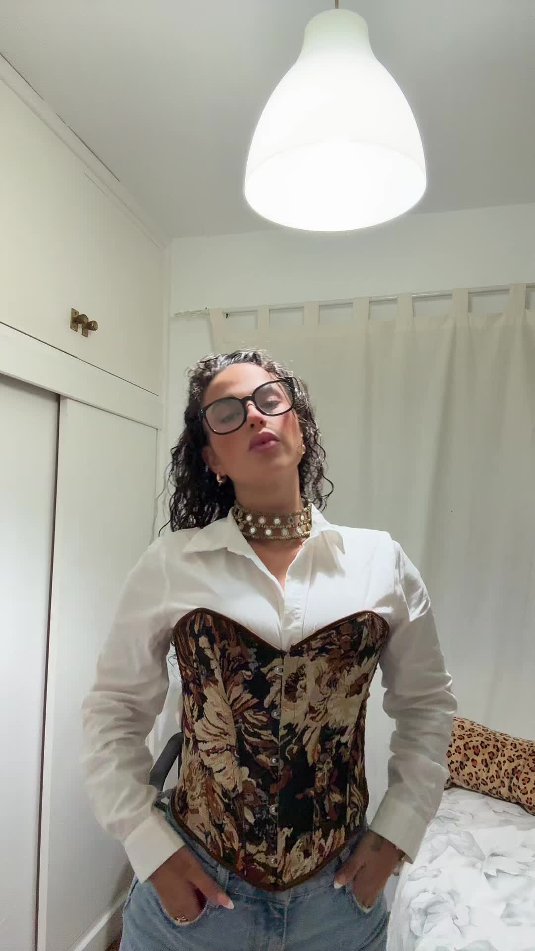 @Luciaaattt