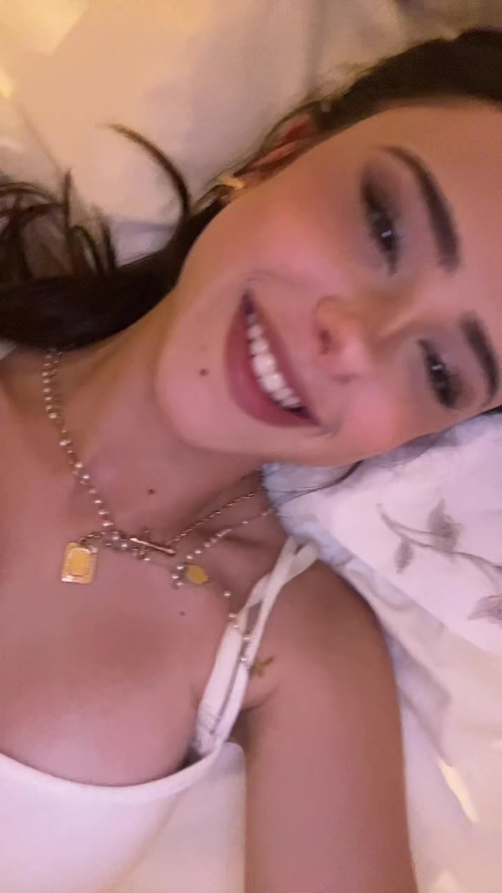 @daniella