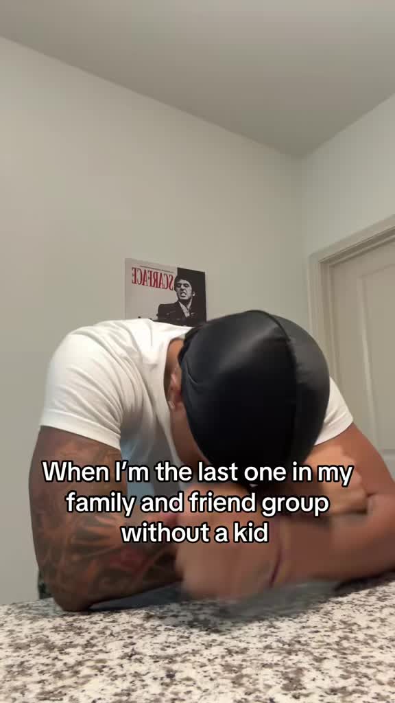 @_deewho