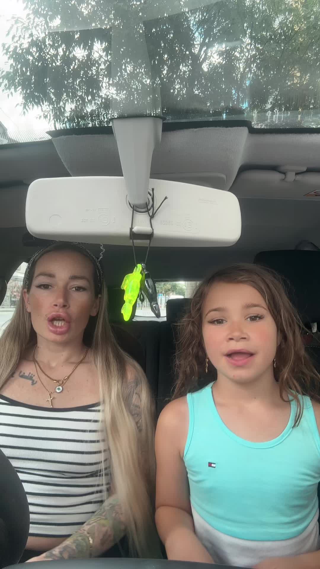 @_Natalie_