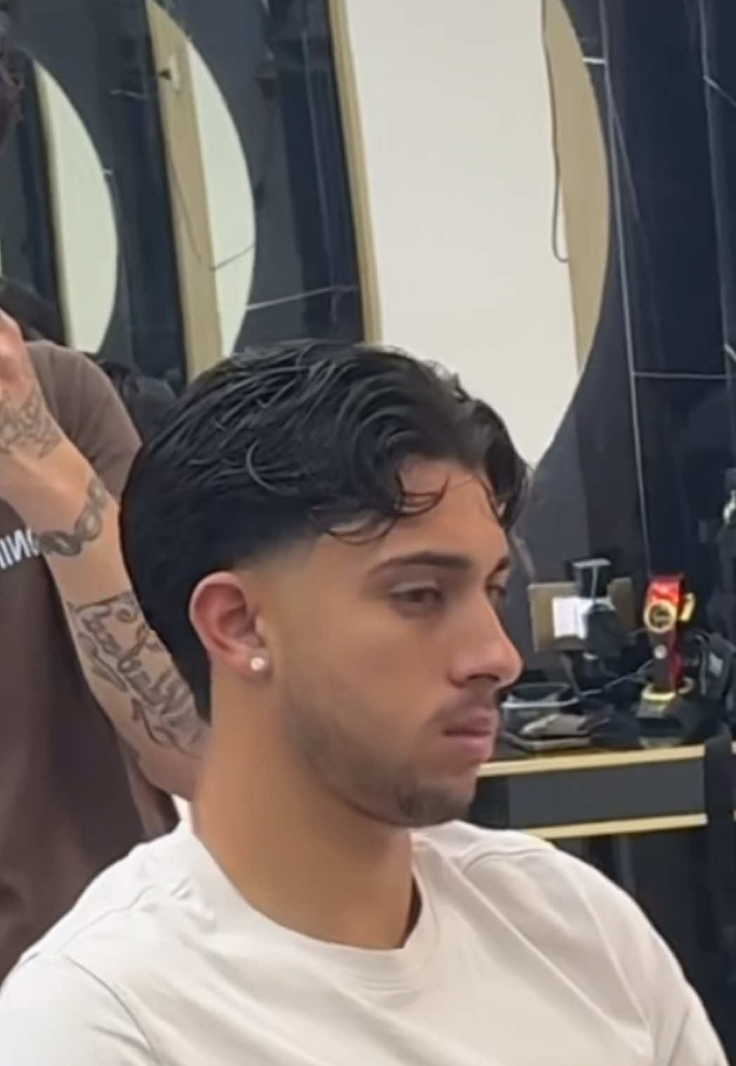 @AZ BARBER