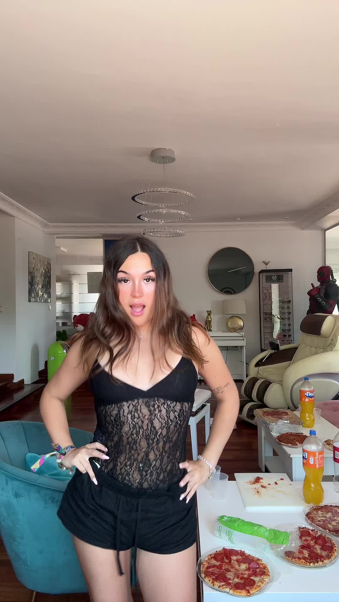 @caarlaaxx_