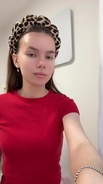 @Неония 🪷