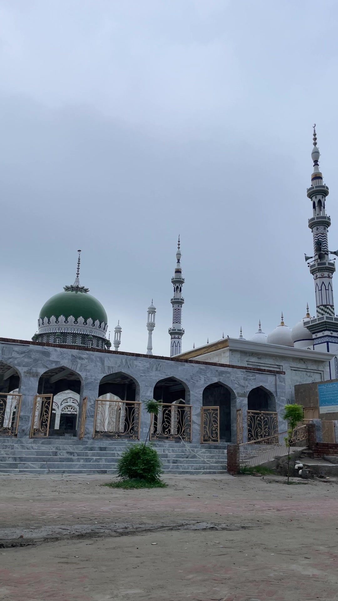 @khawaja shaikh Hassan Barvi