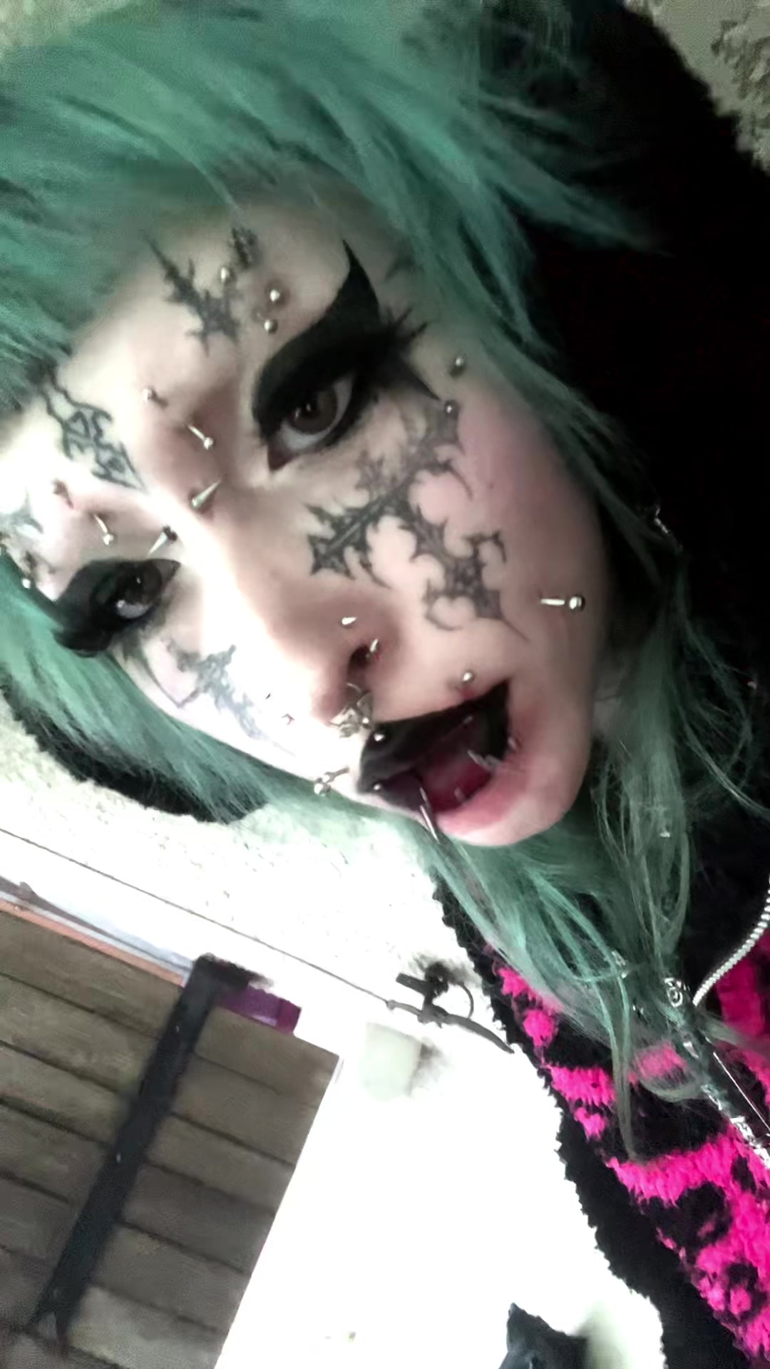 @slutyh
