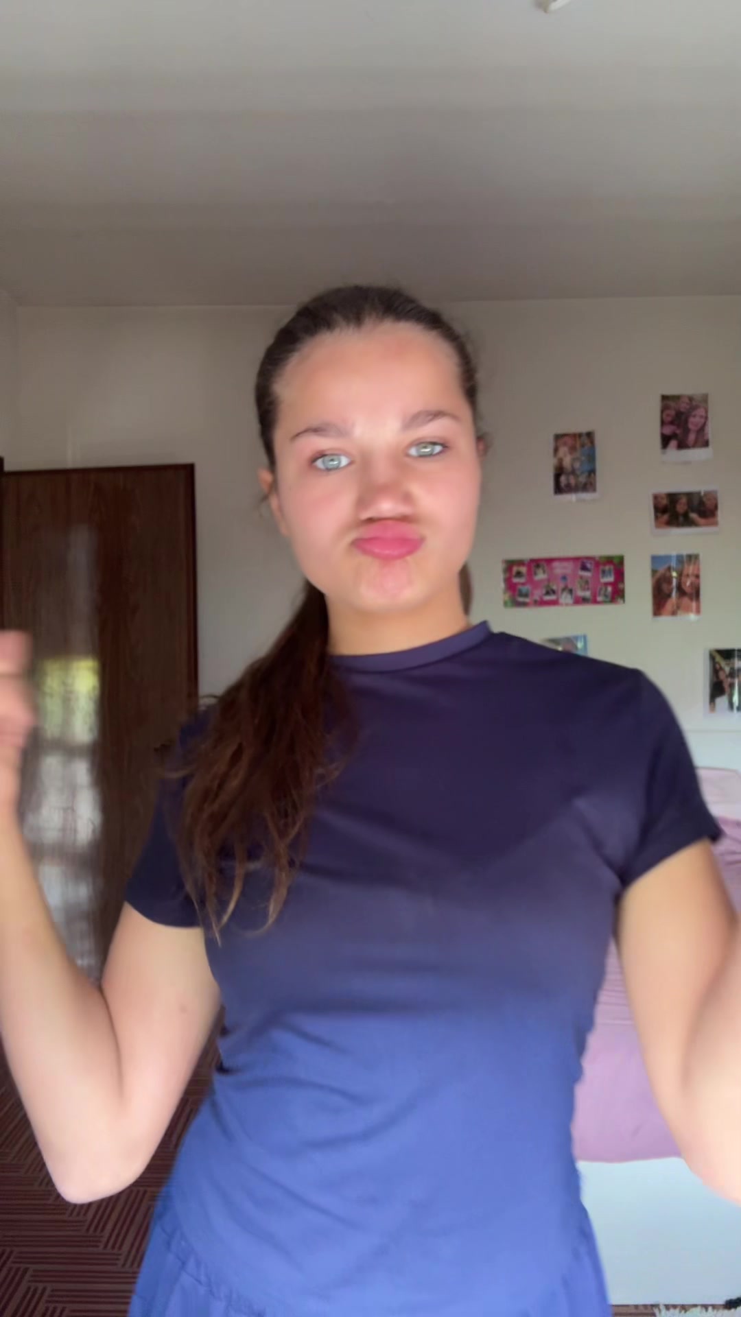 @Isabellaa
