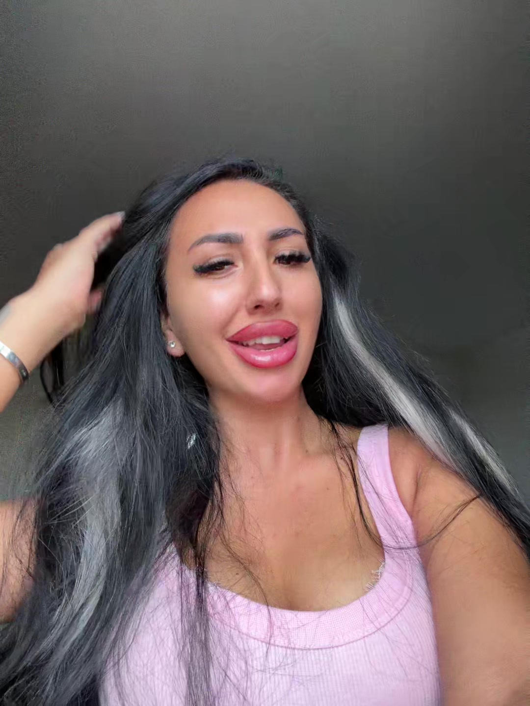 @gabriella