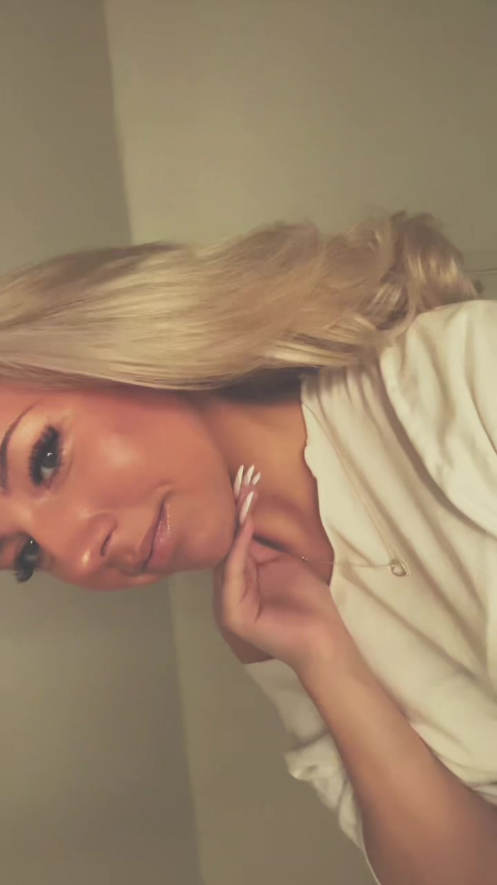 @𝒥𝒶𝓈𝓂𝒾𝓃ℯ🥂
