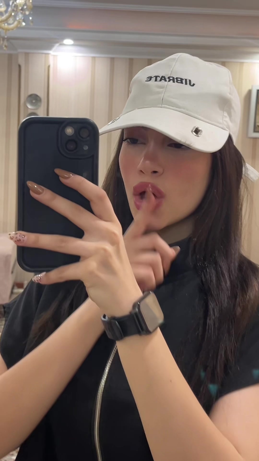 @Niliya