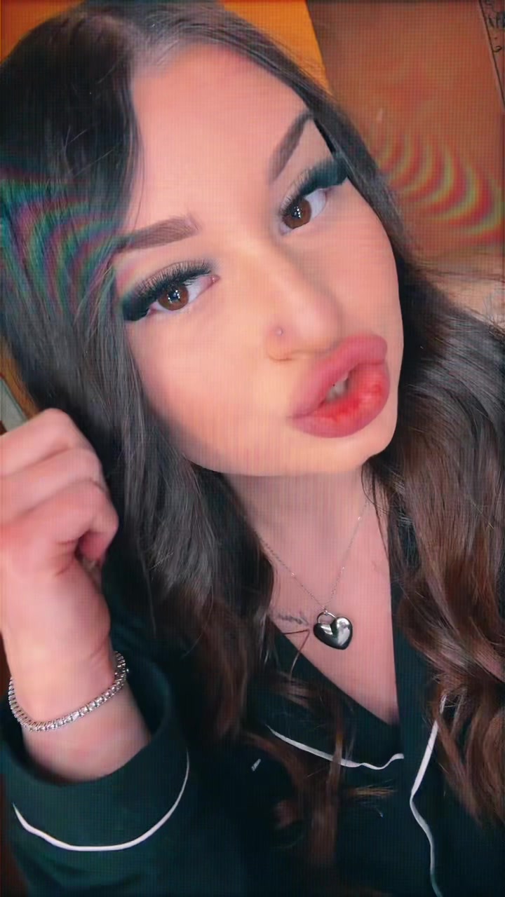 @nicolemartinelli