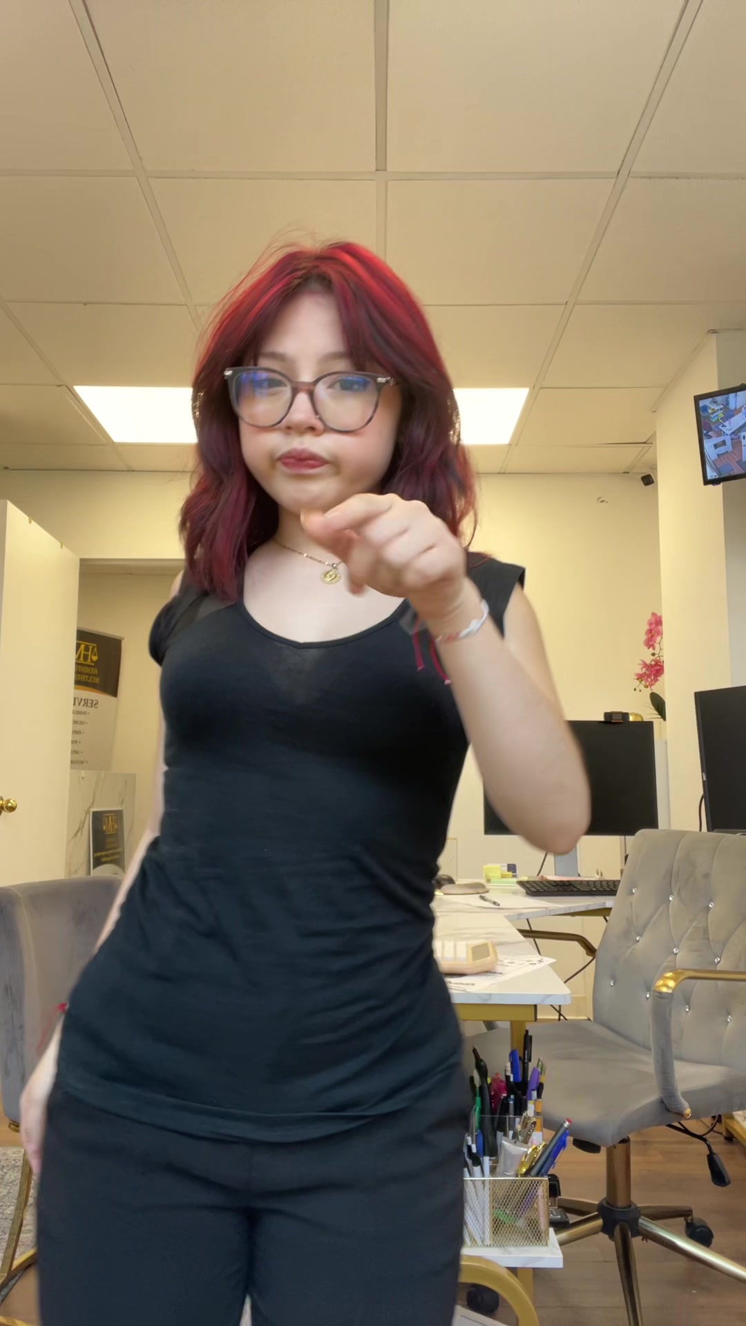 @V4l.