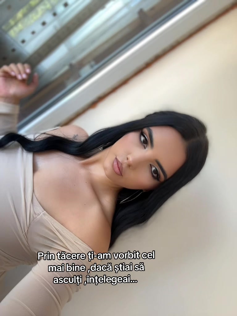 @Roxanaaa