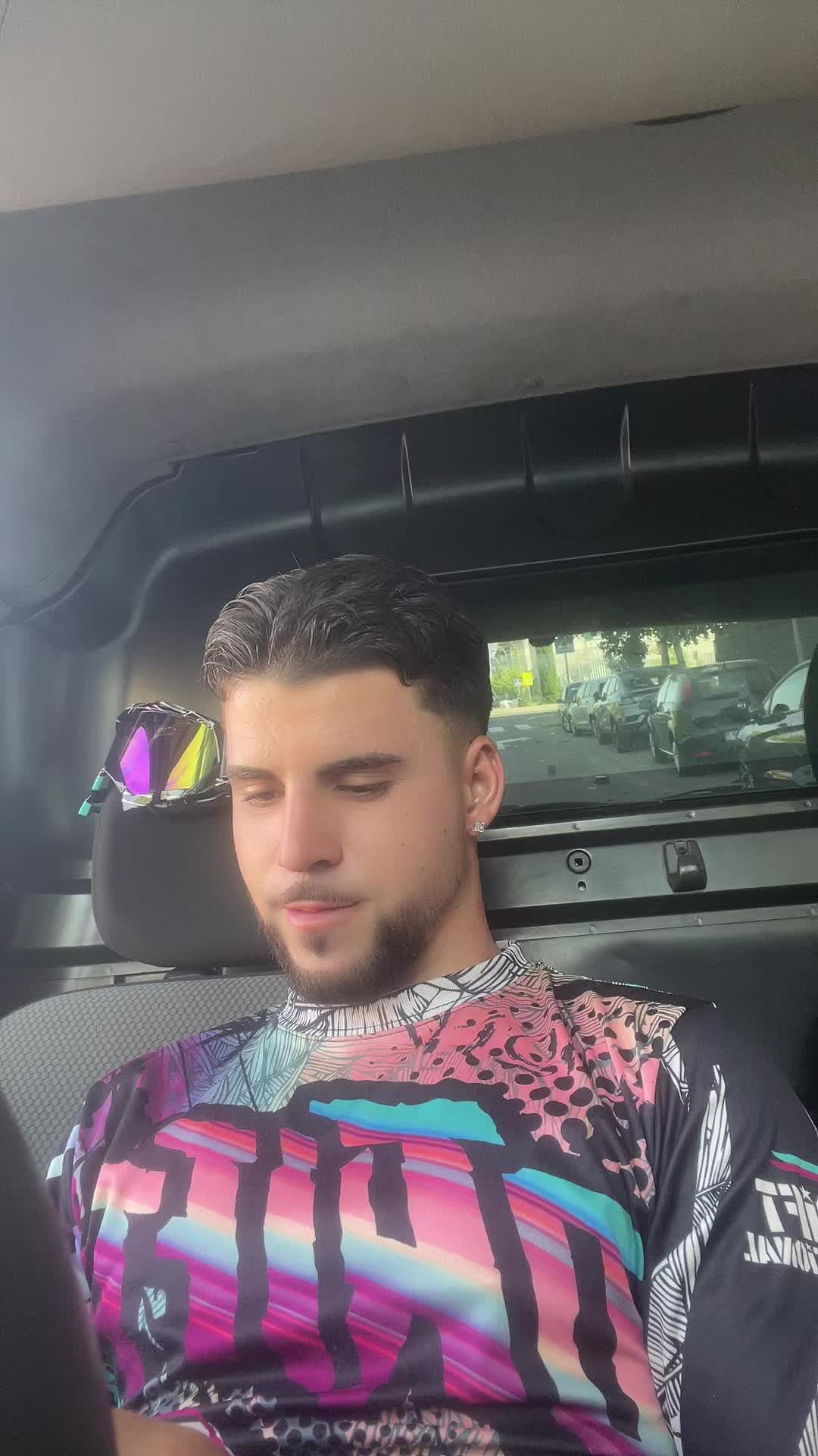 @alvarezz_0333