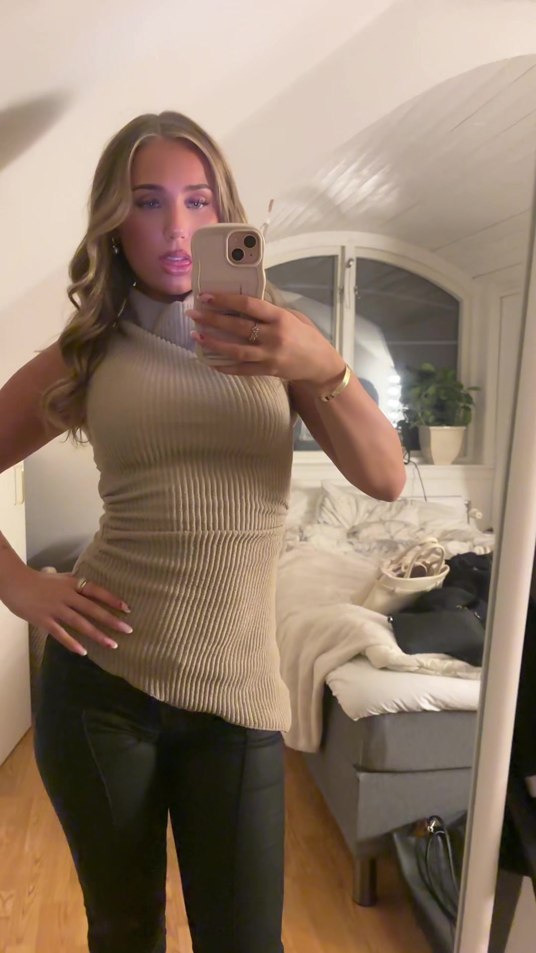 @elsa