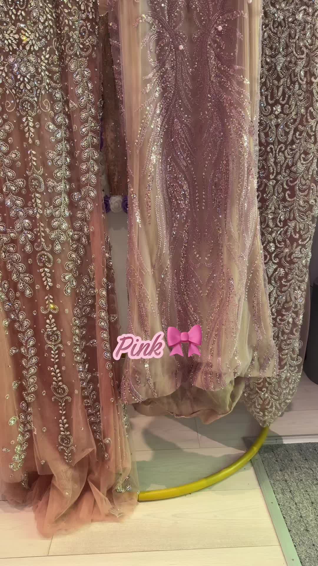 @Dress_of_V&E