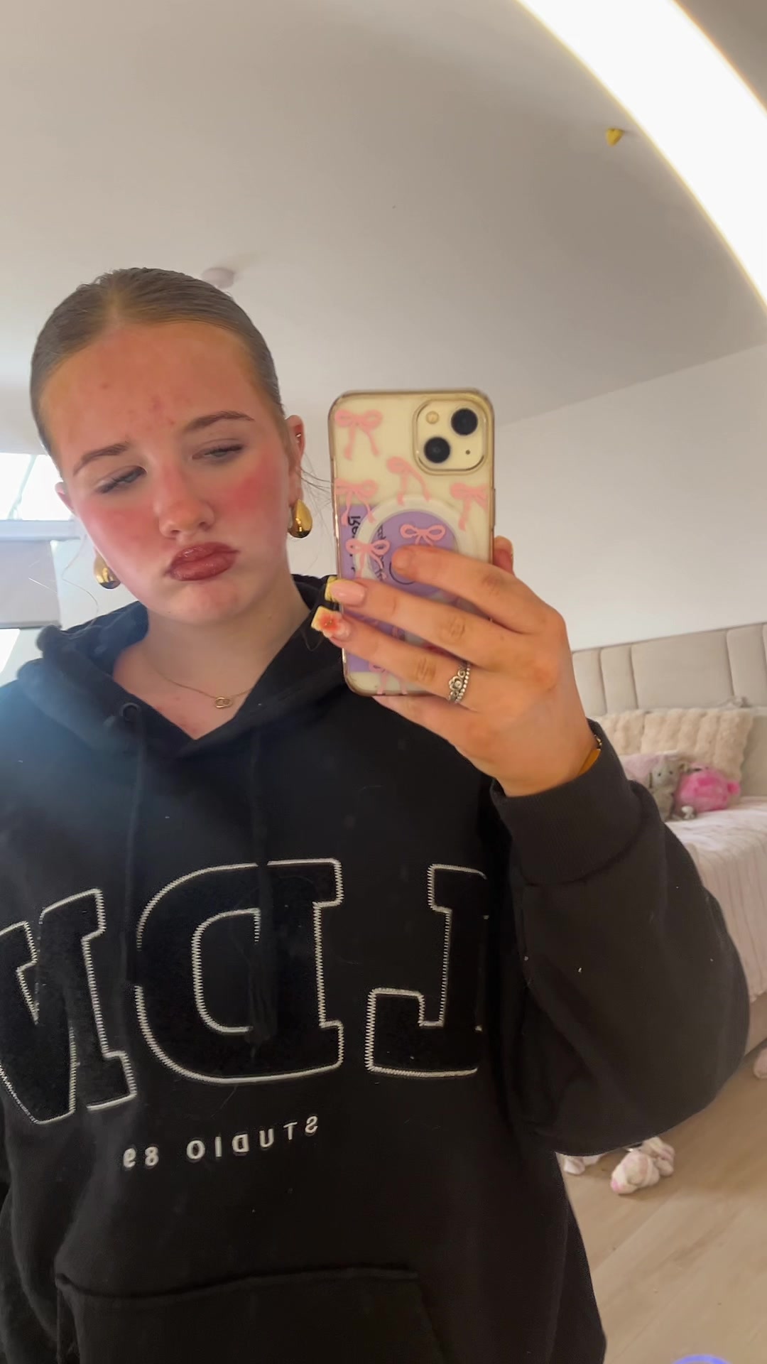 @𝐋𝐌🎀🩵😛👏🏽🍒🩷🙈🙂