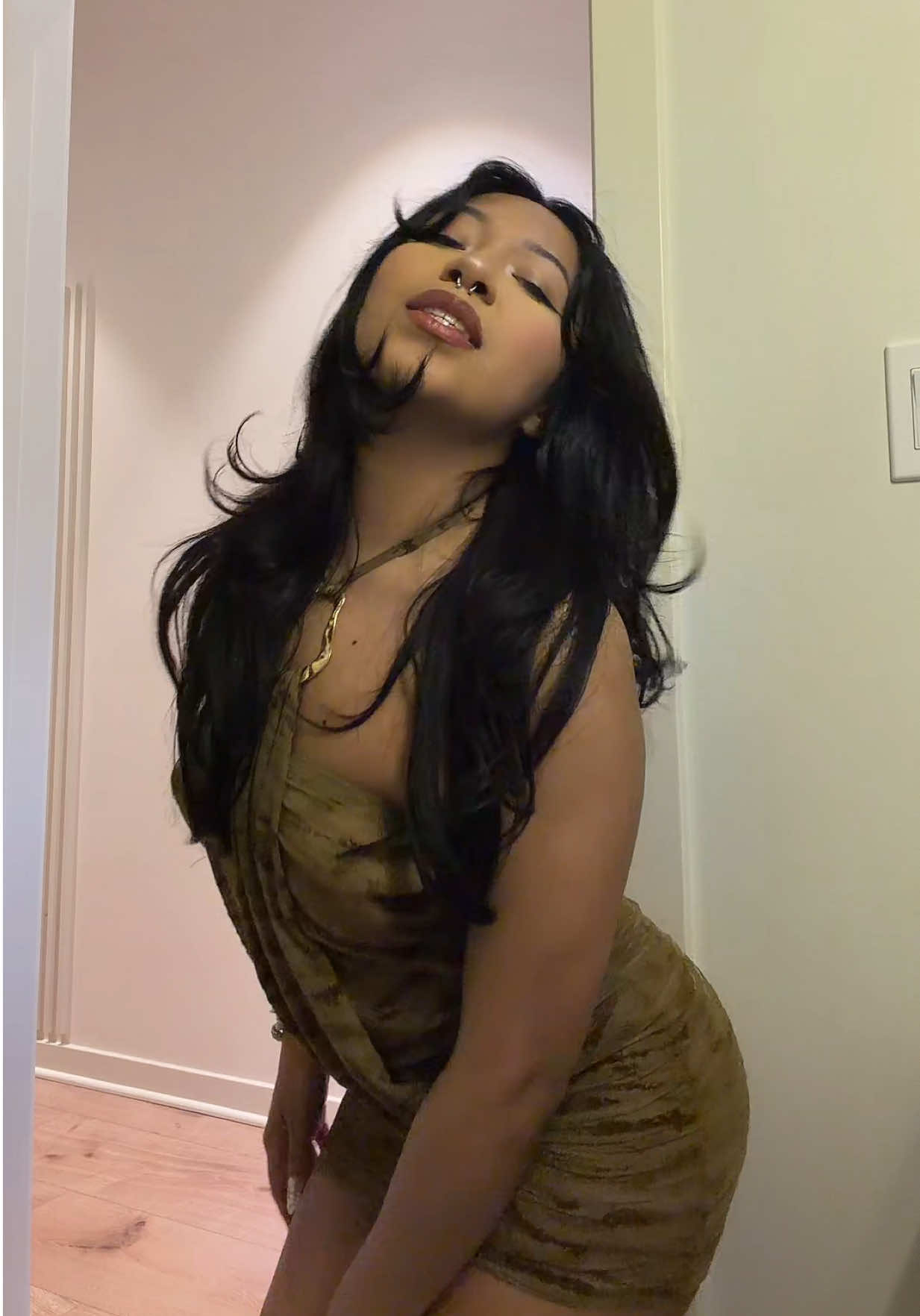 @UYYYJASSY