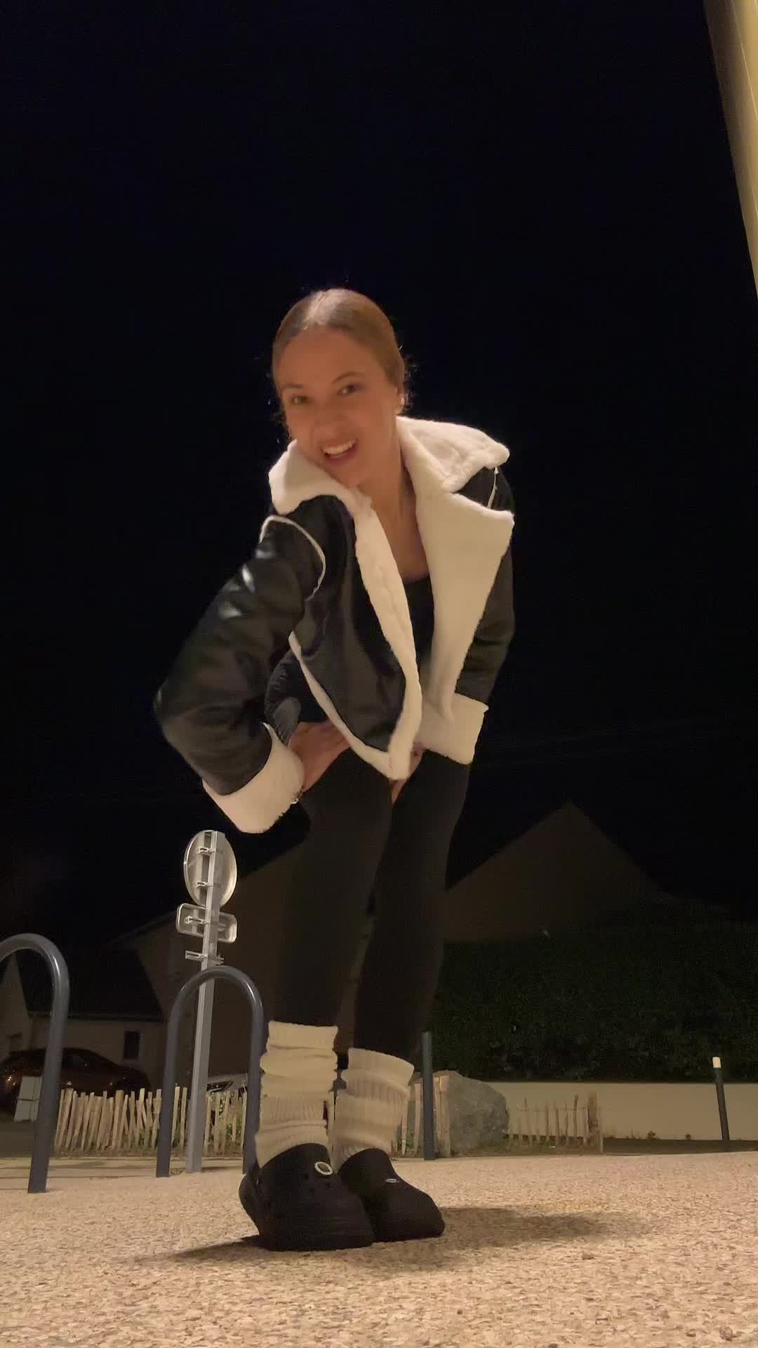 @𝑴𝒊𝒔𝒔𝒁𝒂𝒉𝒓𝒂🌹
