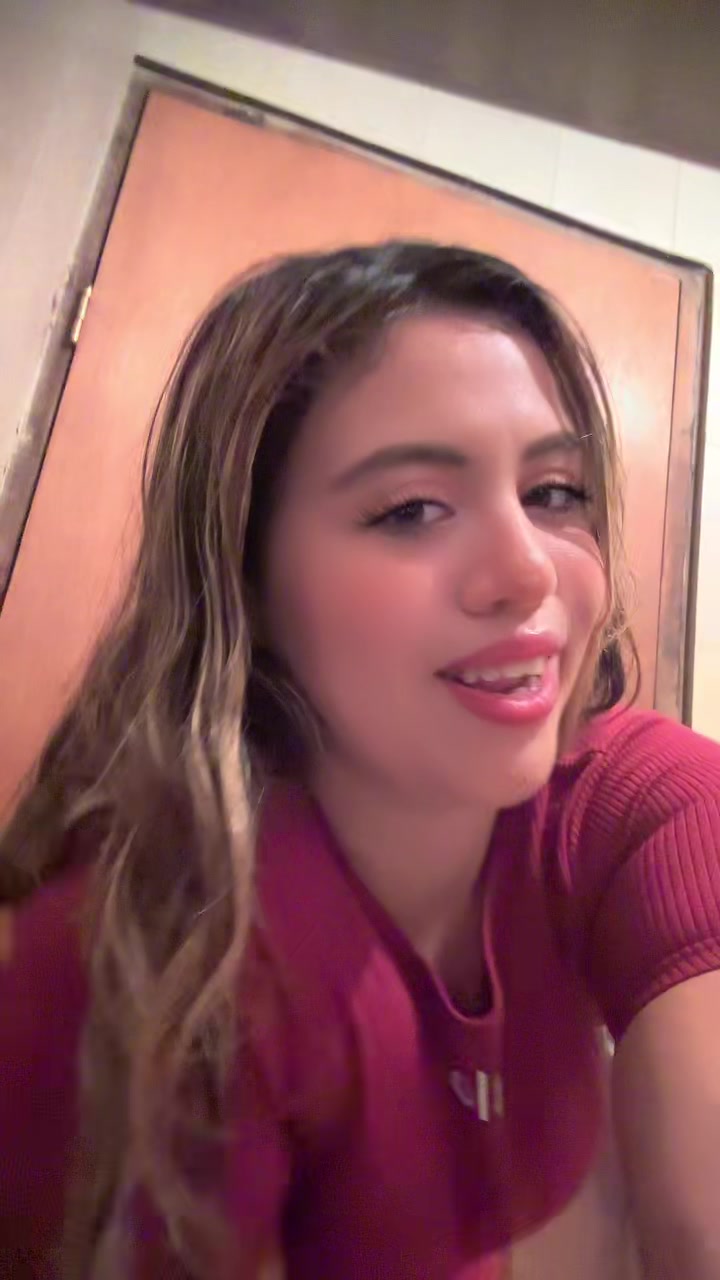 @Itzelv0916