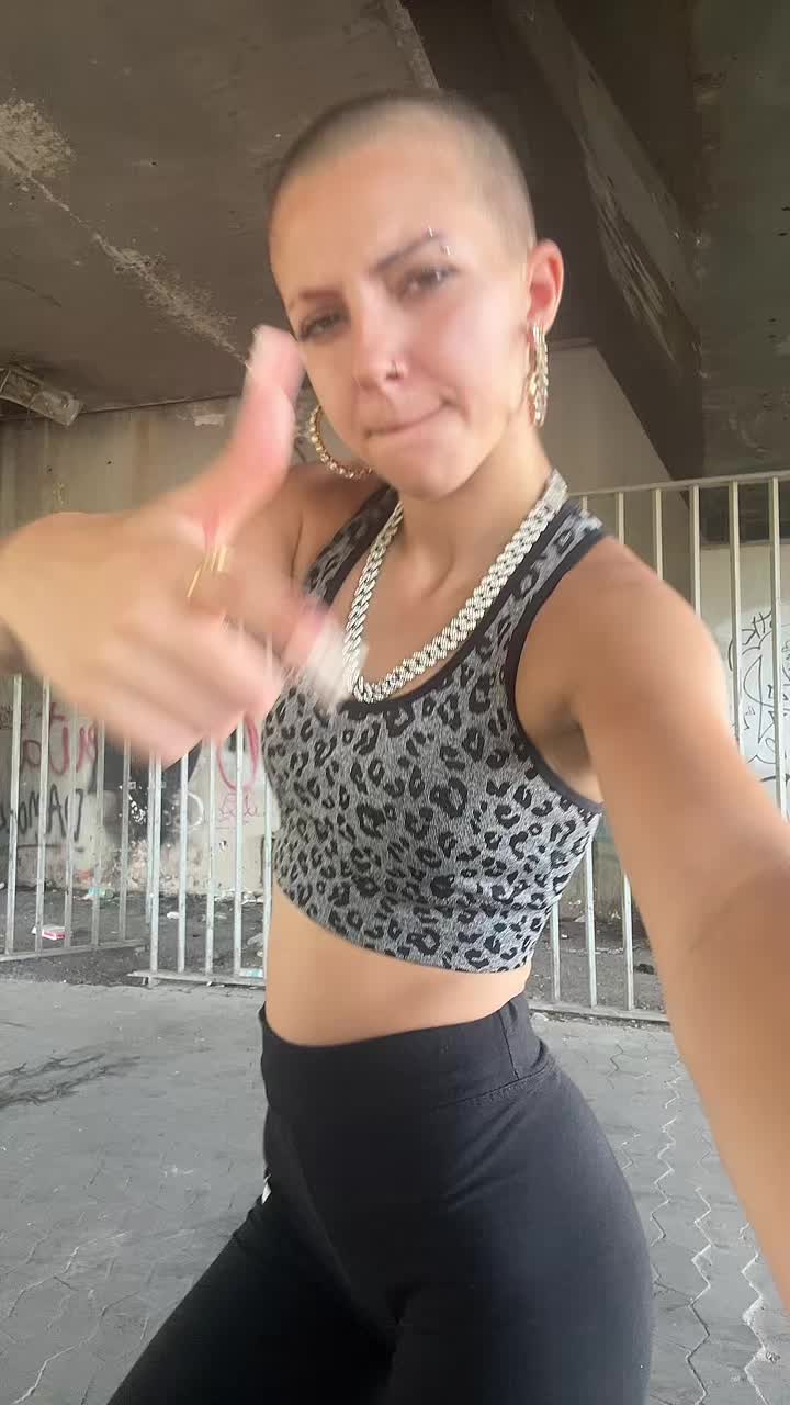 @๐๐