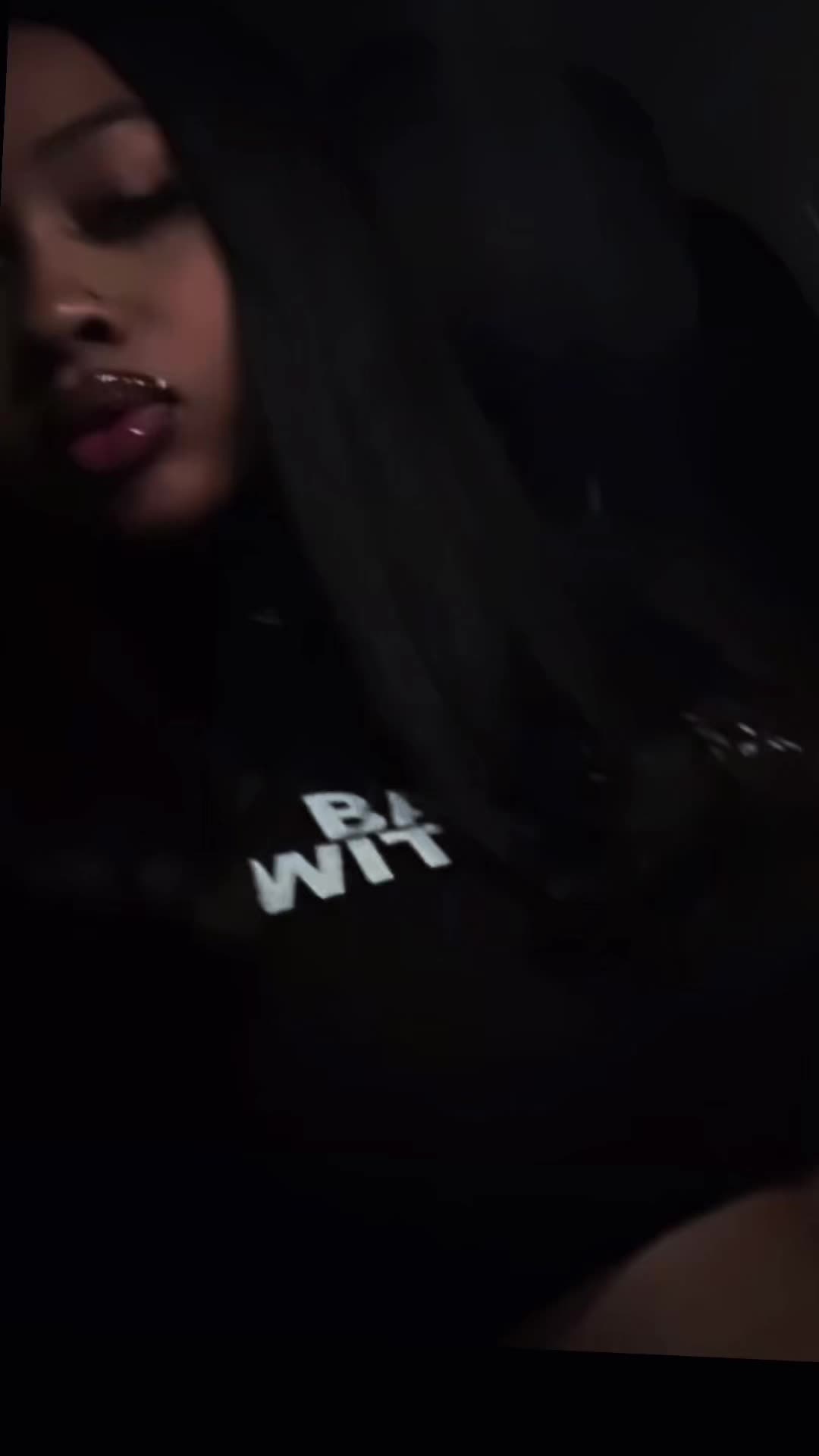 @⃟