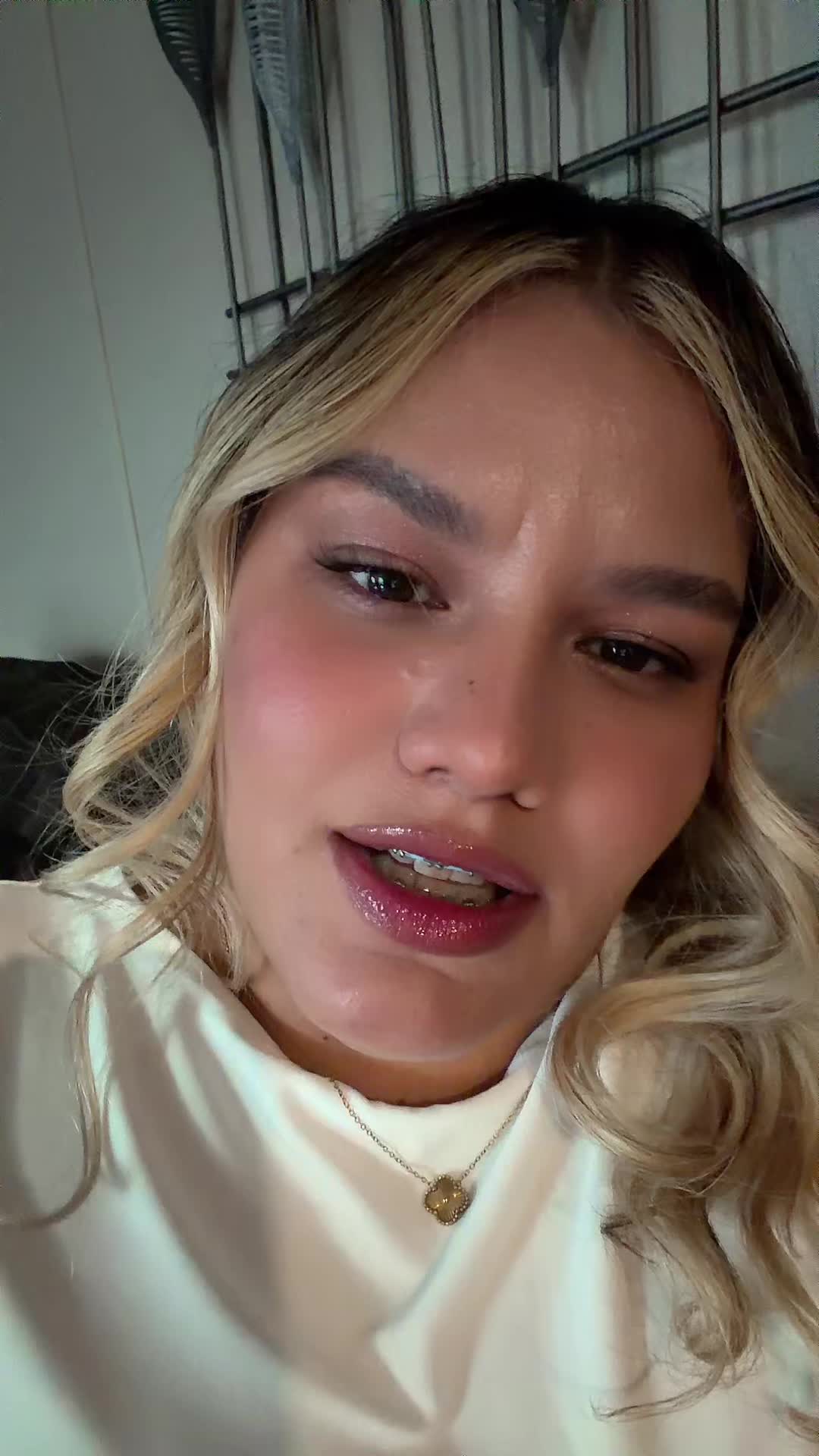 @Leoneidy