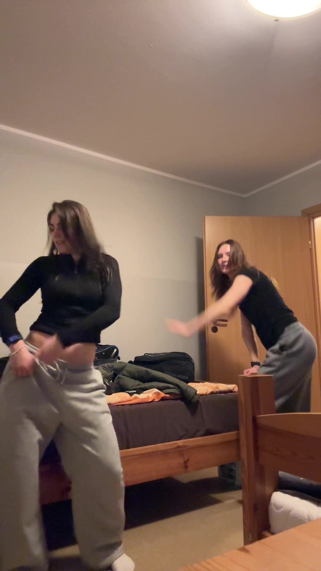 @Juliett🫠