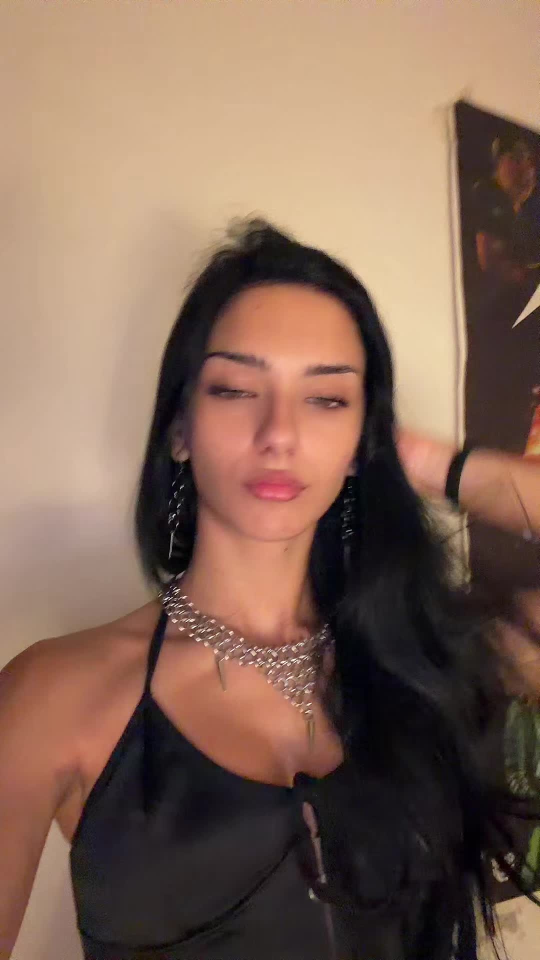 @crystal.in.chains