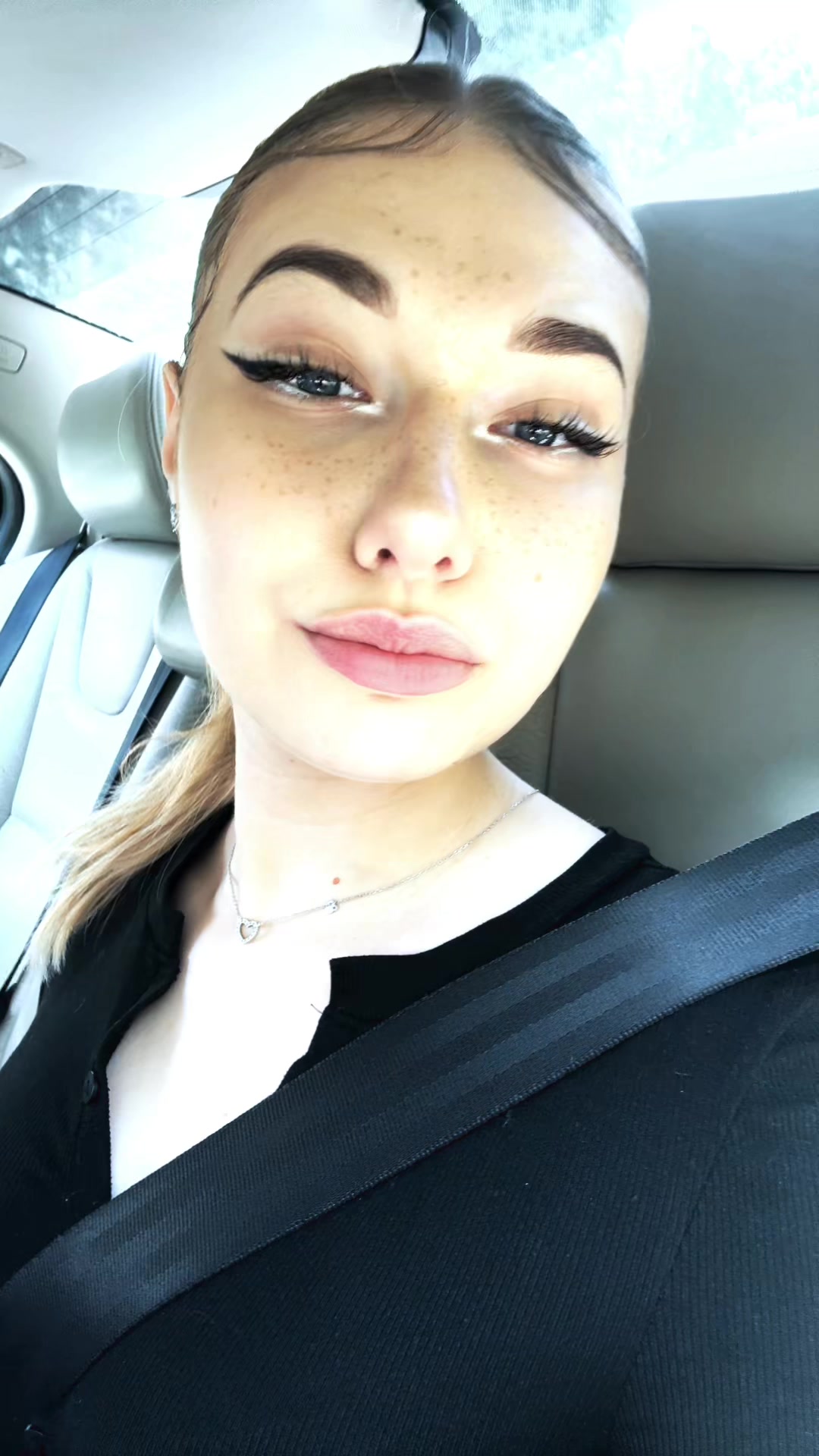 @Karolina<3