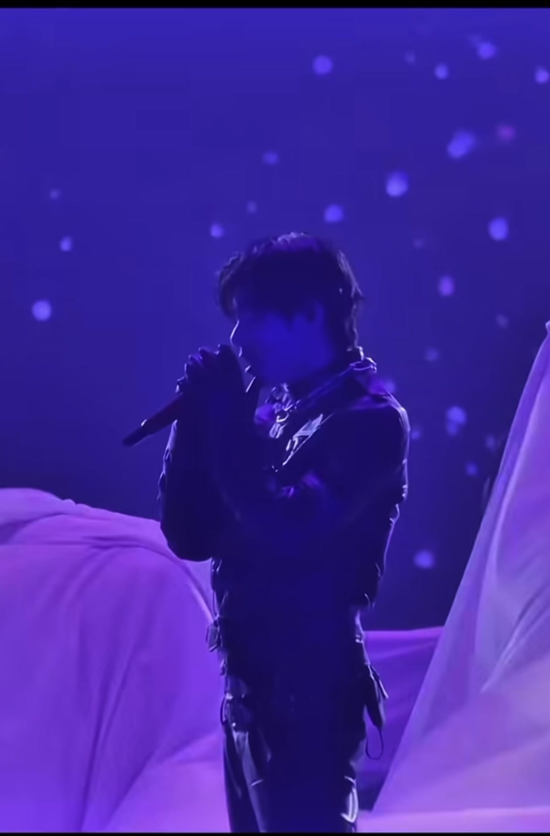 @KTH♥️Red Mic ‘Hooligan’