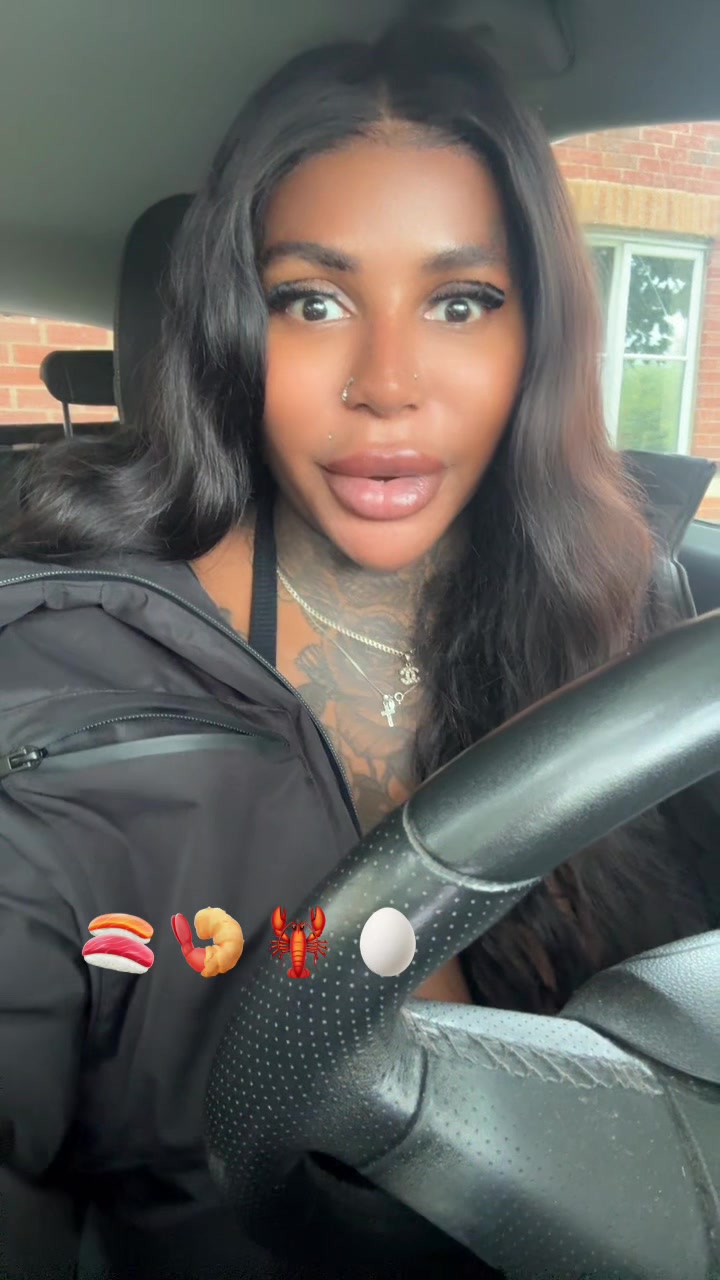 @Peaches 🍑