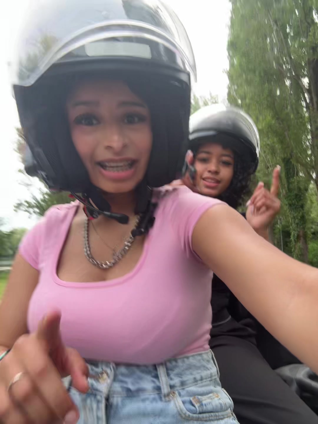 @𝐒𝐊𝐇🌺