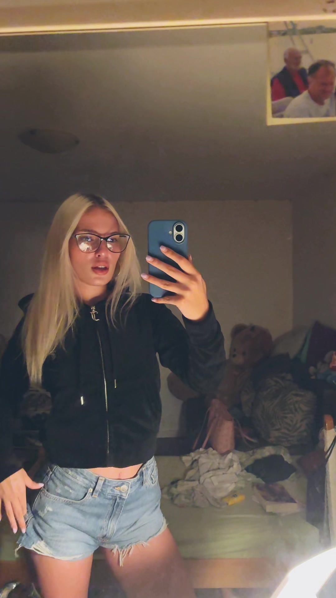 @MM