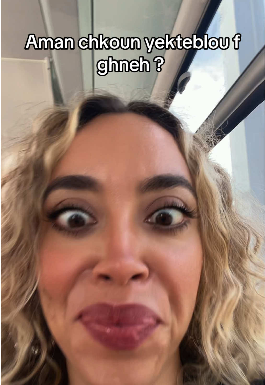 @Yasmine Debaieb