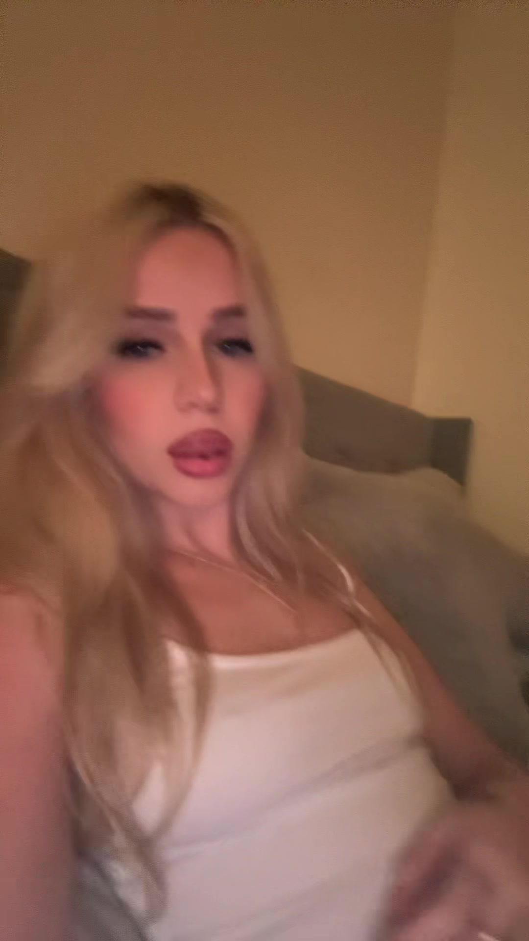 @violet ๐ค
