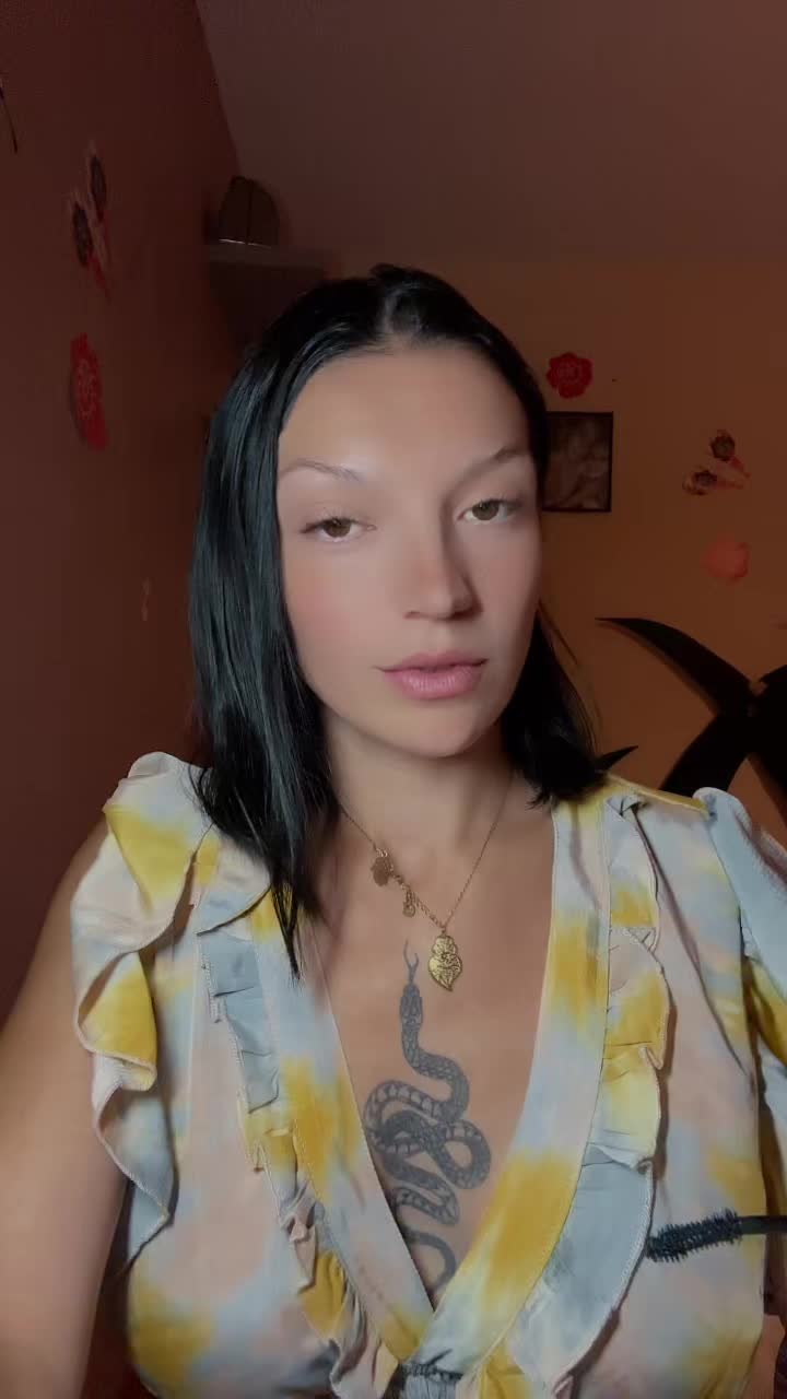 @mae_leya