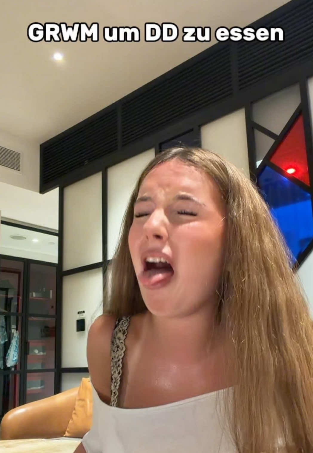 @𝐭𝐨𝐧𝐢