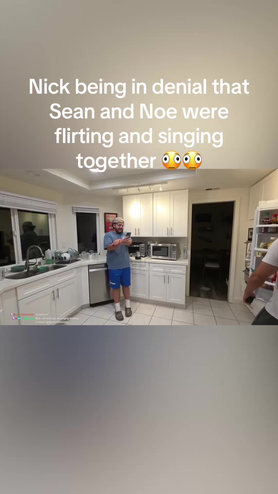 @🥳