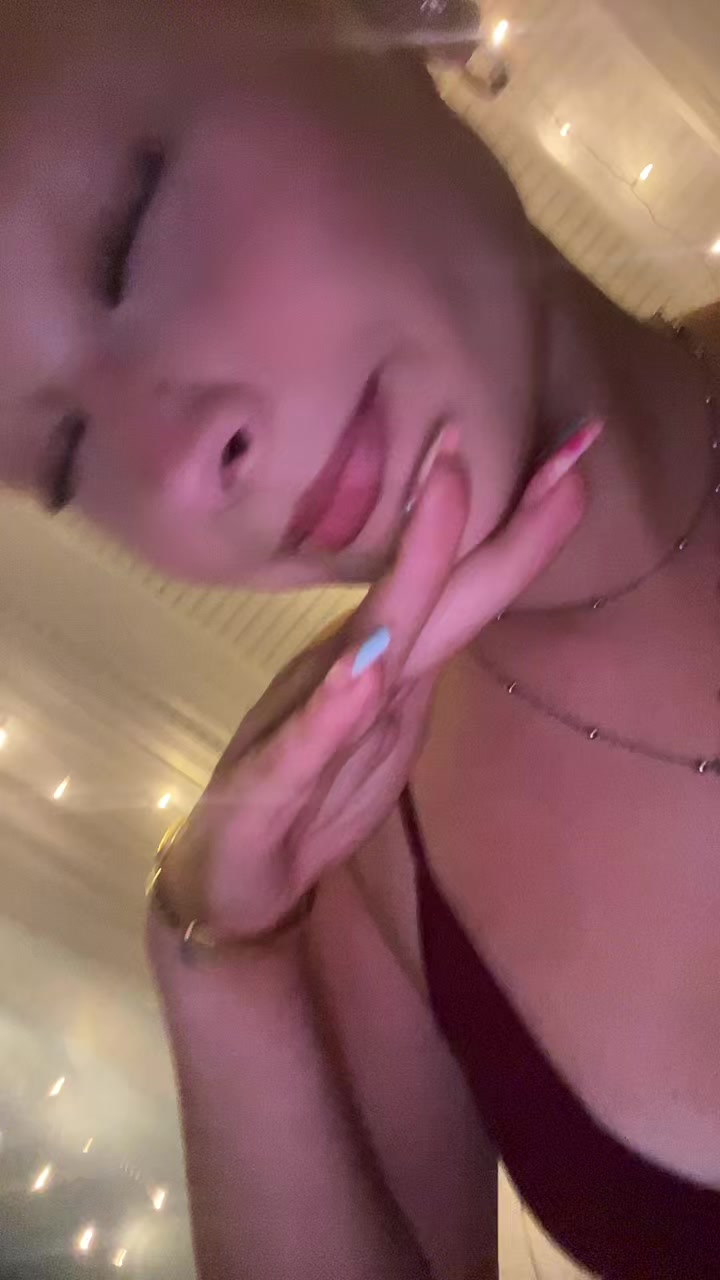 @Dinaaaa