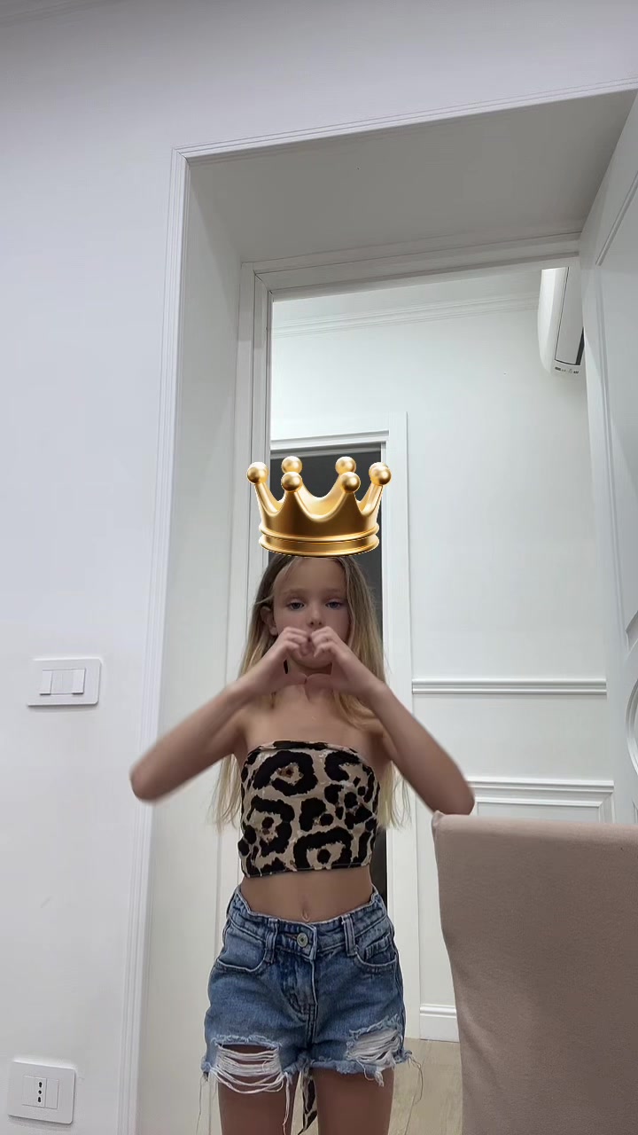 @Claudia Langella